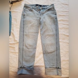 Hollister Jean's size 24 (0)